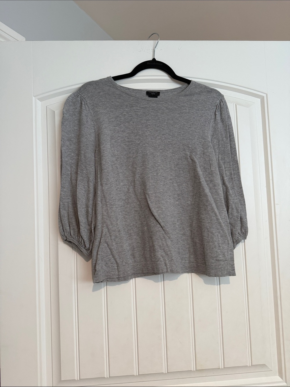 Classic Gray Puff-Sleeve Women's Top Petite Large
